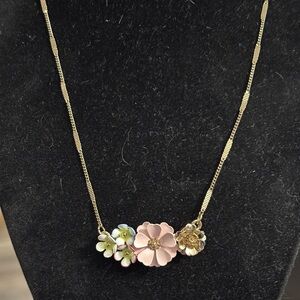 costume jewelry liz claiborne flower necklace 16”-19”